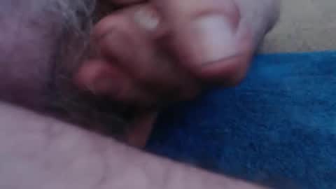 Snapshot of fuzzzman chatting on 01/16/26, 05:33 Mark online show from 01/16/26, 05:33