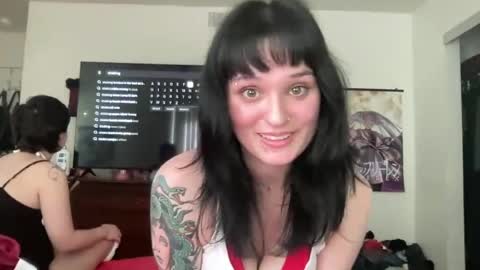 Snapshot of fw_gigii chatting on 07/23/26, 11:13 fw_gigii online show from 07/23/26, 11:13