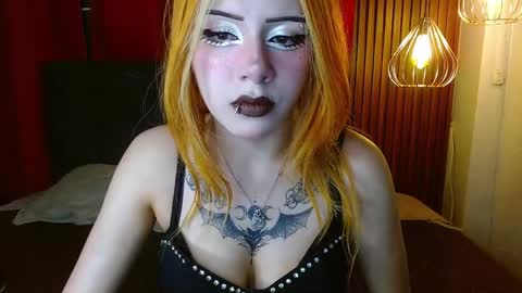 FIRE AND FOX online show from 04/03/26, 07:34