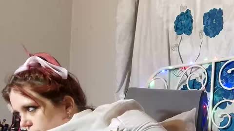 Nikki online show from 04/21/26, 08:20