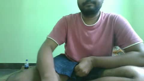Snapshot of g0lu_ chatting on 12/30/24, 04:31 Nunnu online show from 12/30/24, 04:31