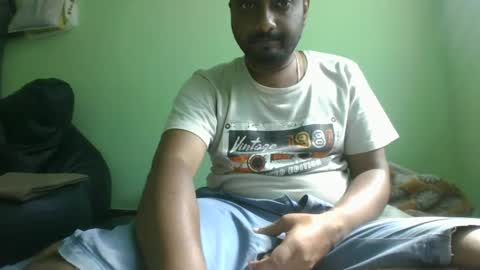 Snapshot of g0lu_ chatting on 02/03/25, 06:13 Nunnu online show from 02/03/25, 06:13