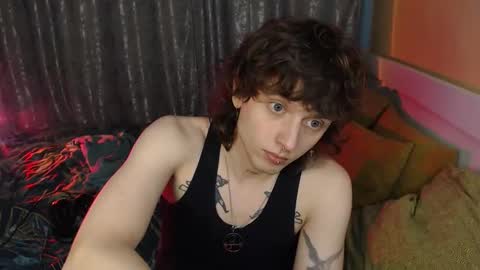 Ian online show from 12/02/25, 11:23