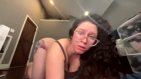 gaaby  online show from 11/30/25, 03:21