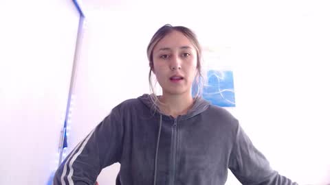 Snapshot of gabb_rioss chatting on 11/18/25, 05:06 Gabriela online show from 11/18/25, 05:06