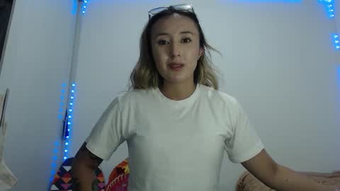 Snapshot of gabb_rioss chatting on 11/30/25, 11:42 Gabriela online show from 11/30/25, 11:42