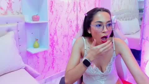 Snapshot of gabbieprice chatting on 09/13/25, 09:14 Gabbie online show from 09/13/25, 09:14