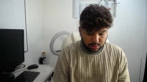 Snapshot of gabbo__ chatting on 12/25/24, 02:34 GABO online show from 12/25/24, 02:34