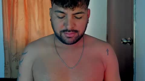 Snapshot of gabbo__ chatting on 02/16/25, 05:04 GABO online show from 02/16/25, 05:04