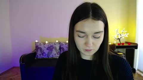 Snapshot of gabby_di chatting on 02/09/25, 12:30 Jaklin online show from 02/09/25, 12:30
