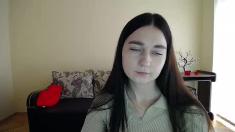 Jaklin online show from 11/26/25, 08:37