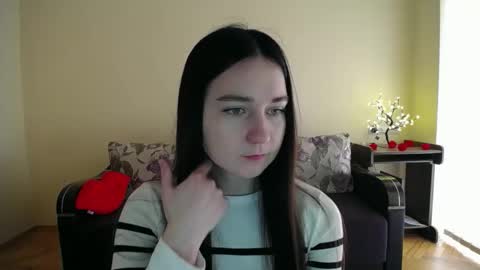 Jaklin online show from 04/14/26, 08:42