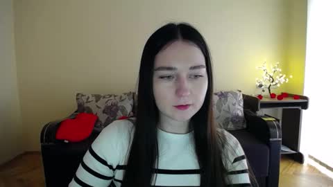 Jaklin online show from 04/28/26, 09:36