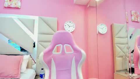 Gabby online show from 04/28/26, 04:17