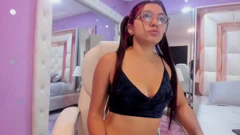 Snapshot of gabby_monroe chatting on 06/22/26, 12:13 Gabby online show from 06/22/26, 12:13