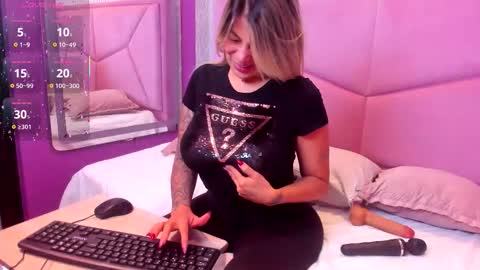 Gaby Santos online show from 02/18/26, 12:56