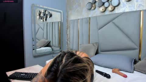 Gaby Santos online show from 03/26/26, 12:11