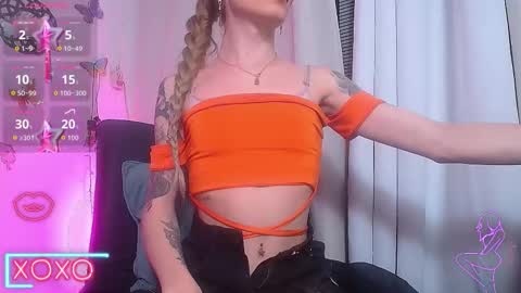  Gabby  online show from 10/07/25, 08:33