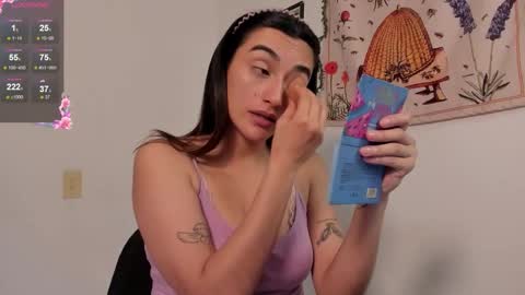 Snapshot of gabee7_ chatting on 11/26/25, 04:41 NEW ACCOUNT Gabriella online show from 11/26/25, 04:41