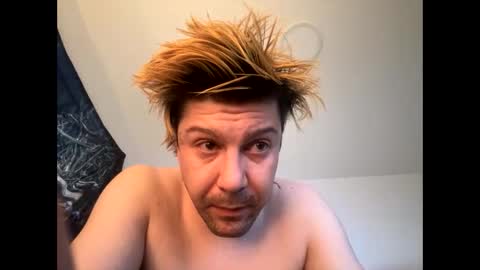 yeeah online show from 12/11/24, 07:46