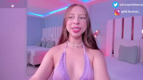 Gabi  online show from 06/19/26, 06:12