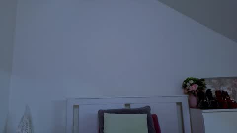 Snapshot of gabi_carter chatting on 10/03/25, 06:43 GabiCarter online show from 10/03/25, 06:43