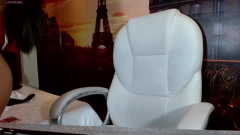 Snapshot of gabi_prince chatting on 10/16/25, 07:48 gabi_prince online show from 10/16/25, 07:48