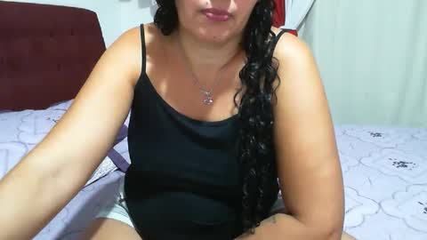 gaby  layla online show from 05/03/26, 06:47
