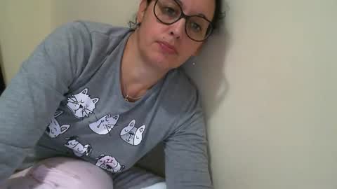 gaby  layla online show from 05/25/26, 01:22
