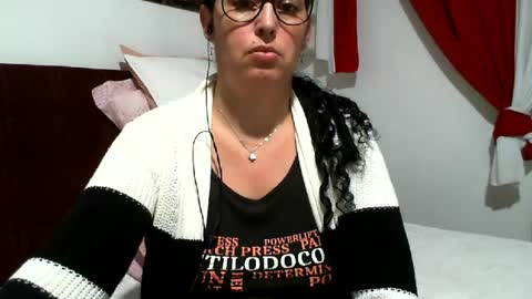 gaby  layla online show from 07/18/26, 10:35