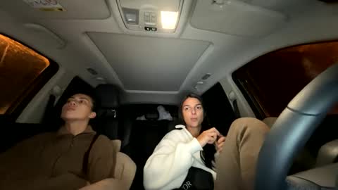 Snapshot of gabri_baby chatting on 12/01/24, 07:36 The next stream in car 1 december 10pm time in France online show from 12/01/24, 07:36