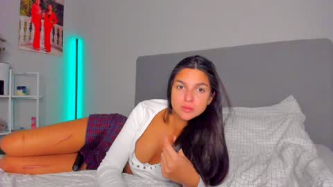 Snapshot of gabri_baby chatting on 12/23/24, 03:18 The next stream in car 1 december 10pm time in France online show from 12/23/24, 03:18