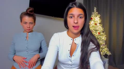 Snapshot of gabri_baby chatting on 01/05/25, 11:33 The next stream in car 1 december 10pm time in France online show from 01/05/25, 11:33