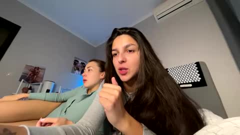 Snapshot of gabri_baby chatting on 01/30/25, 06:43 The next stream in car 1 december 10pm time in France online show from 01/30/25, 06:43