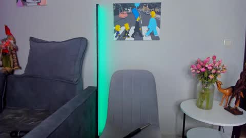 Snapshot of gabri_baby chatting on 02/25/25, 07:58 The next stream in car 1 december 10pm time in France online show from 02/25/25, 07:58