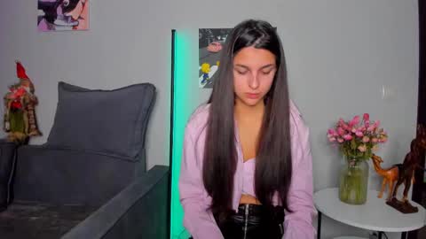 Snapshot of gabri_baby chatting on 02/26/25, 02:57 The next stream in car 1 december 10pm time in France online show from 02/26/25, 02:57