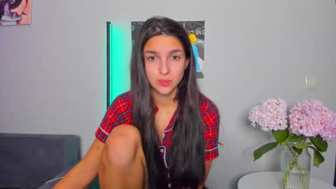 Snapshot of gabri_baby chatting on 03/04/25, 02:32 The next stream in car 1 december 10pm time in France online show from 03/04/25, 02:32