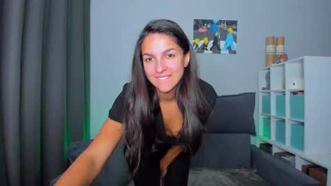 Snapshot of gabri_baby chatting on 10/10/25, 07:07 The next stream in car 1 december 10pm time in France online show from 10/10/25, 07:07