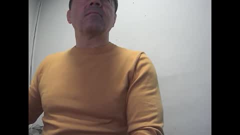 Snapshot of gabriel9_2003 chatting on 05/04/26, 10:55 gabriel9_2003 online show from 05/04/26, 10:55