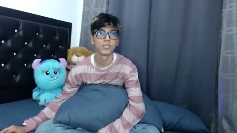 gabriel_x18 online show from 01/18/26, 09:29