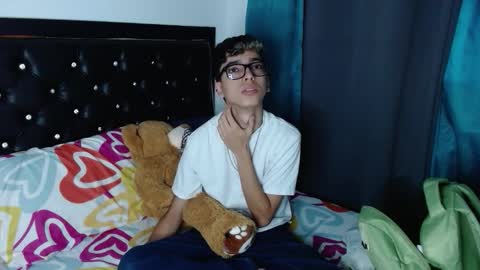 Snapshot of gabriel_x18 chatting on 02/08/26, 10:02 gabriel_x18 online show from 02/08/26, 10:02