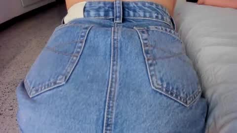 Carolina online show from 10/27/25, 02:26