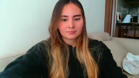 Gabriela Miller online show from 10/17/25, 06:32