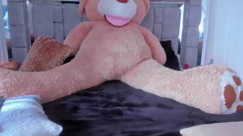 Snapshot of gabriela_montess chatting on 12/07/24, 07:10 Gabriela Montes online show from 12/07/24, 07:10