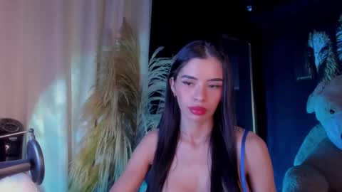 Snapshot of gabriela_montess chatting on 02/20/25, 02:07 Gabriela Montes online show from 02/20/25, 02:07