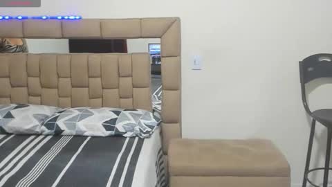 Snapshot of gabriela_ponce chatting on 11/25/25, 09:15 gabriela ponce online show from 11/25/25, 09:15