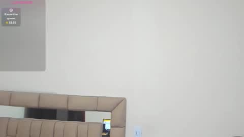 Snapshot of gabriela_ponce chatting on 12/19/25, 12:12 gabriela ponce online show from 12/19/25, 12:12