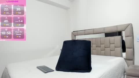 Snapshot of gabriela_ponce chatting on 02/07/26, 02:10 gabriela ponce online show from 02/07/26, 02:10