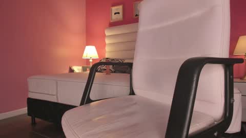 Gabriela salgado online show from 02/12/25, 01:59