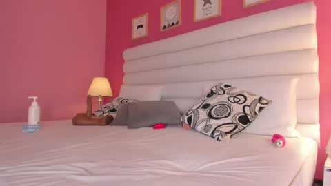 Gabriela salgado online show from 02/19/25, 05:16